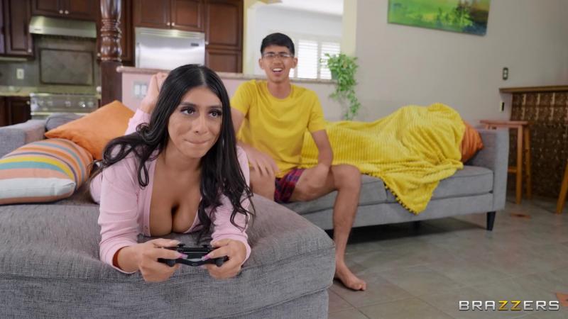 [Brazzers] Violet Myers – Free Use & Pussy Juice