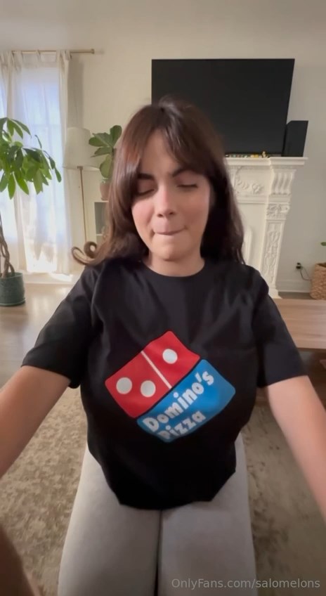 [OnlyFans] Salarrea (Salome Munoz) – Pizza Delivery
